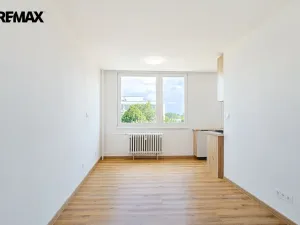 Prodej bytu 3+kk, Pardubice - Polabiny, Bělehradská, 55 m2