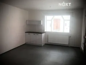 Pronájem obchodního prostoru, Jindřichův Hradec, Školní, 40 m2