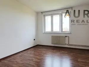 Pronájem bytu 3+1, Praha - Radotín, Živcová, 90 m2