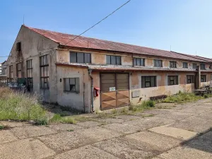Prodej skladu, Kadaň, 11945 m2