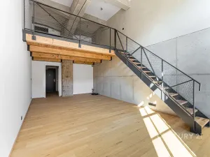 Prodej bytu 2+kk, Praha - Vysočany, Kolbenova, 72 m2