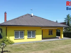 Prodej rodinného domu, Šestajovice, U Pole, 266 m2