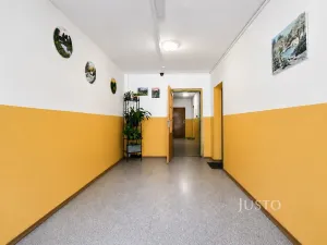 Prodej bytu 2+1, Praha - Kobylisy, Šimůnkova, 46 m2
