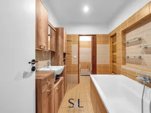 Prodej rodinného domu, Liberec, Hrdinů, 427 m2