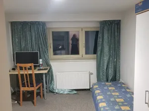 Pronájem bytu 1+kk, Praha - Podolí, Na Podkovce, 15 m2