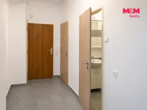 Pronájem bytu 2+1, Louny, Sladkovského, 58 m2