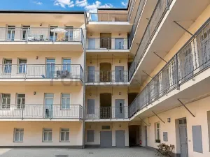 Pronájem bytu 1+1, Praha - Žižkov, Chlumova, 52 m2