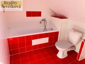 Pronájem bytu 3+1, Hradec Králové, Machkova, 75 m2