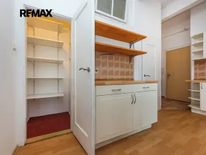 Pronájem bytu 2+1, Praha - Vinohrady, Soběslavská, 52 m2