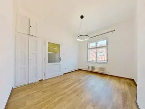 Pronájem bytu 2+1, Praha - Staré Město, Havelská, 68 m2