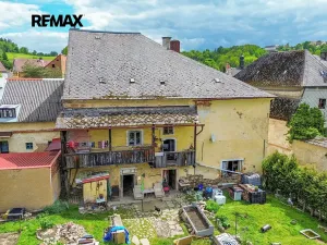Prodej vícegeneračního domu, Úterý, 677 m2
