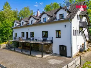 Prodej ubytování, Horní Slavkov, Ke Koupališti, 443 m2