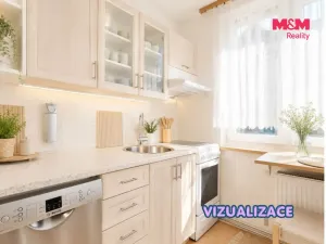 Prodej bytu 3+1, Golčův Jeníkov, Nám. T. G. Masaryka, 99 m2