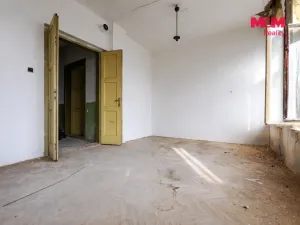 Prodej rodinného domu, Bochov - Těšetice, 200 m2