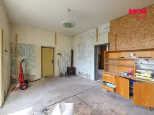 Prodej rodinného domu, Bochov - Těšetice, 200 m2