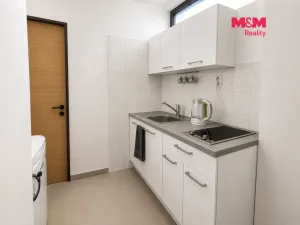 Pronájem výrobních prostor, Zliv, Třešňová, 120 m2