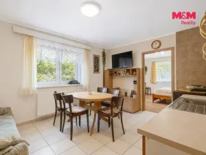 Prodej rodinného domu, Velké Karlovice, 245 m2