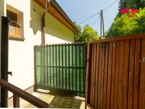Prodej rodinného domu, Velké Karlovice, 245 m2
