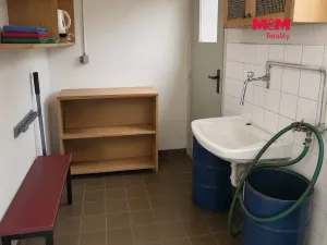 Pronájem obchodního prostoru, Louny, 5. května, 93 m2