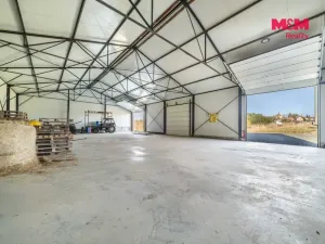 Pronájem skladu, Chlumčany, 400 m2