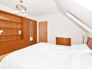 Prodej rodinného domu, Karlovy Vary, Slovenská, 149 m2