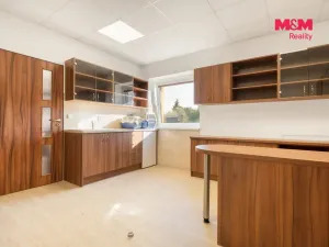 Prodej obchodního prostoru, Lázně Bohdaneč, Škroupova, 202 m2