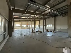 Pronájem výrobních prostor, Brno, Jihlavská, 983 m2