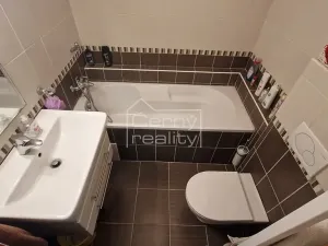 Pronájem bytu 2+kk, Pardubice, V Ráji, 46 m2