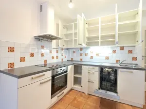 Pronájem bytu 2+1, Praha - Holešovice, U měšťanského pivovaru, 86 m2