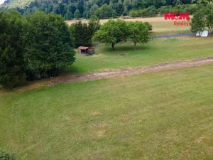 Prodej pozemku pro bydlení, Držková, 1818 m2