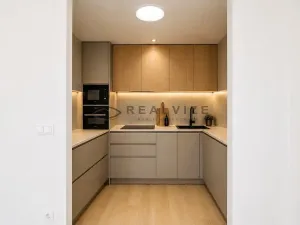 Prodej bytu 3+kk, České Budějovice, J. Dobrovského, 75 m2