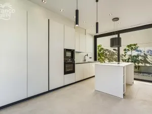 Prodej rodinného domu, Polop, Alicante, Španělsko, 200 m2