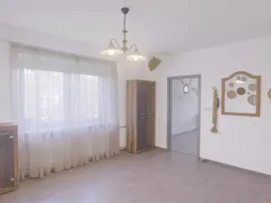Prodej bytu 3+1, Kašperské Hory, Vimperská, 72 m2