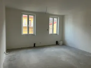 Prodej bytu 3+kk, Praha - Karlín, Pernerova, 81 m2