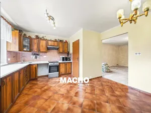 Prodej rodinného domu, Okrouhlo, 163 m2