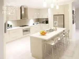 Prodej rodinného domu, Pinoso, Alicante, Španělsko, 145 m2
