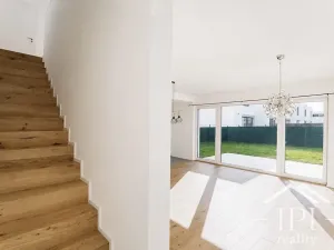 Prodej rodinného domu, Praha - Čakovice, Schollova, 124 m2