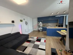 Prodej bytu 4+kk, Kolín, Zásmucká, 90 m2
