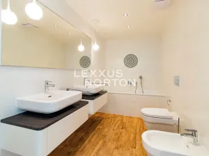 Pronájem bytu 3+1, Praha - Holešovice, Na Maninách, 150 m2