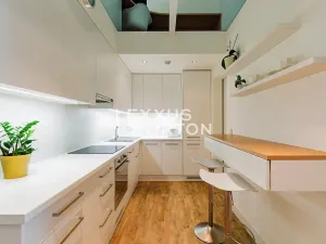 Pronájem bytu 3+1, Praha - Holešovice, Na Maninách, 150 m2