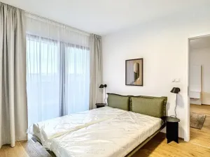 Pronájem bytu 2+kk, Praha - Karlín, 51 m2