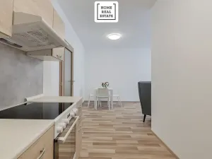 Pronájem bytu 1+kk, Praha - Strašnice, Zvěřinova, 48 m2