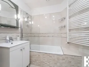 Prodej bytu 4+kk, Klecany, V Honech, 81 m2