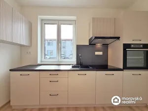 Pronájem bytu 2+1, Vémyslice, 55 m2
