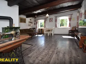 Prodej rodinného domu, Libchavy, 280 m2
