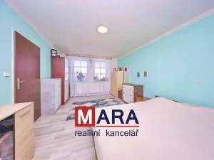 Prodej obchodního prostoru, Tovačov, Náměstí, 739 m2