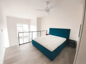Pronájem bytu 2+kk, Praha - Libeň, Novovysočanská, 40 m2