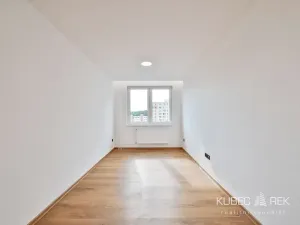 Prodej bytu 3+1, Tábor, Minská, 67 m2