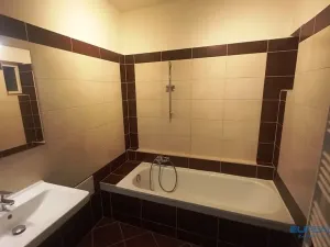 Pronájem bytu 2+1, Náchod, Komenského, 86 m2