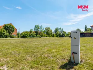 Prodej pozemku pro bydlení, Dvory - Veleliby, 618 m2